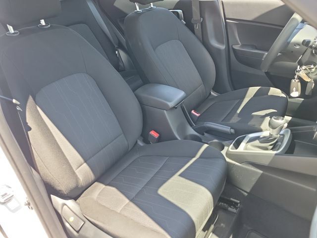 Certified 2026 Hyundai Venue SE FWD image 20