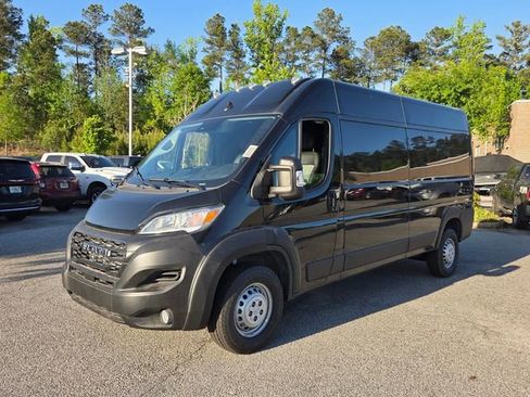 New 2026 RAM ProMaster 2500 w/ Convenience Group image 3