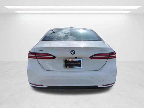 New 2027 BMW 530i xDrive w/ Premium Package AWD/4WD image 5