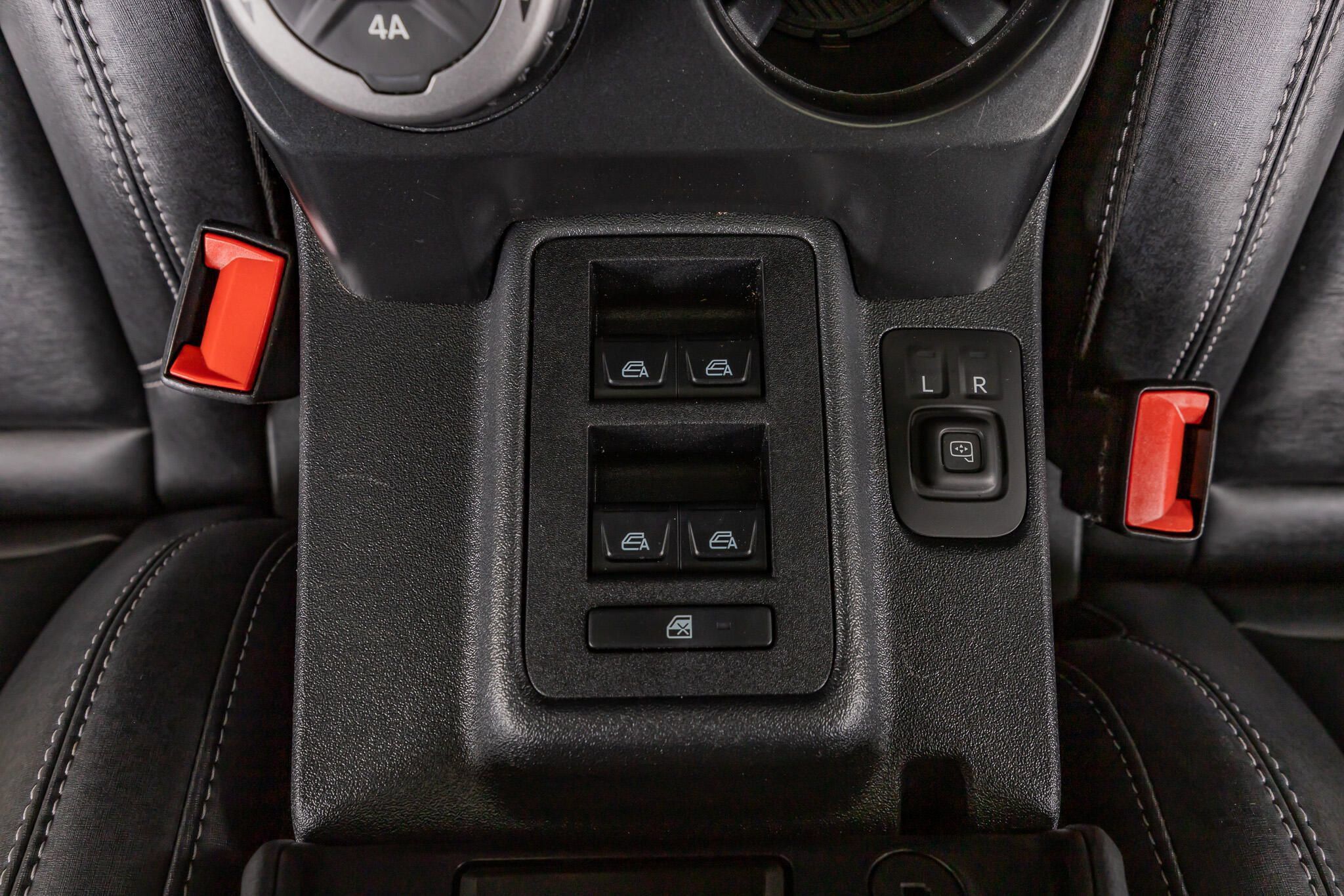 Used 2025 Ford Bronco Badlands AWD/4WD image 30