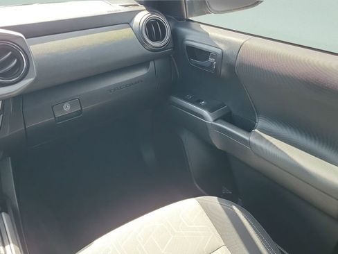 Certified 2023 Toyota Tacoma TRD Off-Road image 12