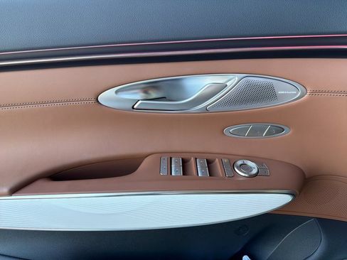 New 2026 Genesis GV70 2.5T Advanced AWD/4WD image 11