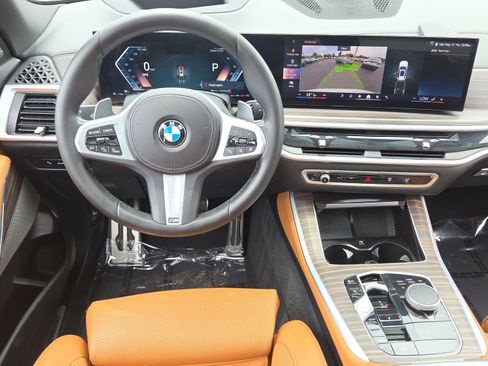Certified 2024 BMW X5 xDrive40i w/ M Sport Package AWD/4WD image 12
