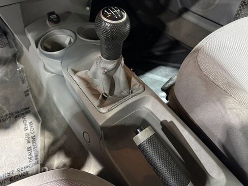 Used 2003 Volkswagen Beetle GLS image 24