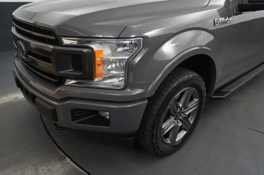 Used 2020 Ford F150 XLT w/ Equipment Group 302A Luxury AWD/4WD image 9