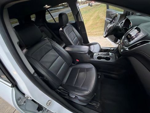 Used 2019 Chevrolet Equinox Premier FWD image 27
