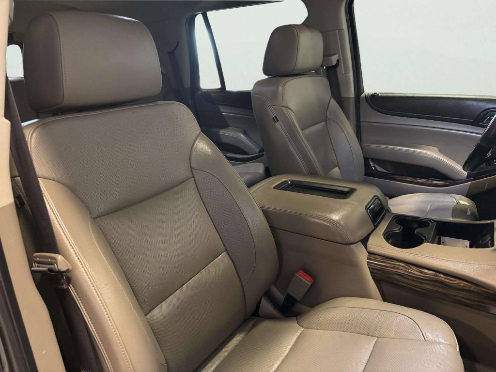 Used 2018 GMC Yukon SLT w/ Premium Edition AWD/4WD image 26