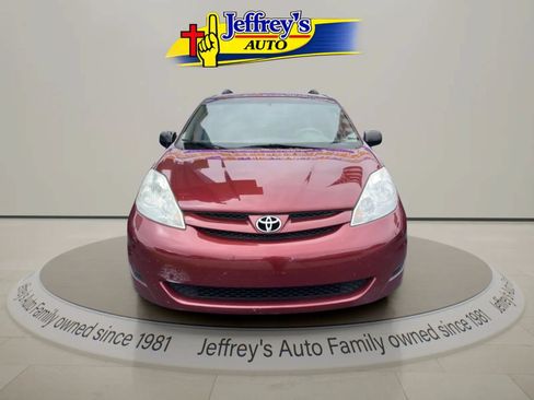 Used 2008 Toyota Sienna LE FWD image 5