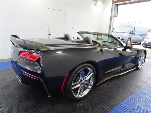 Used 2019 Chevrolet Corvette Stingray Convertible w/ 3LT Preferred Equipment Group RWD image 7