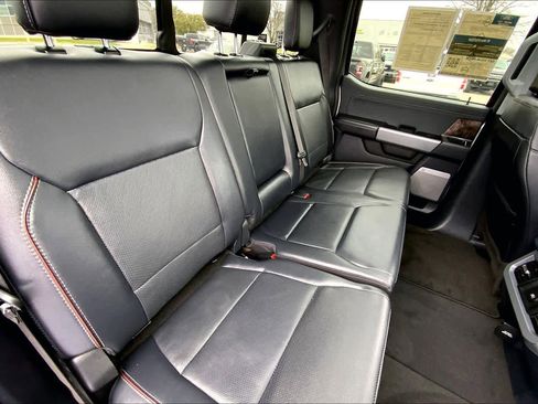 Certified 2024 Ford F250 Lariat w/ Lariat Ultimate Package image 18