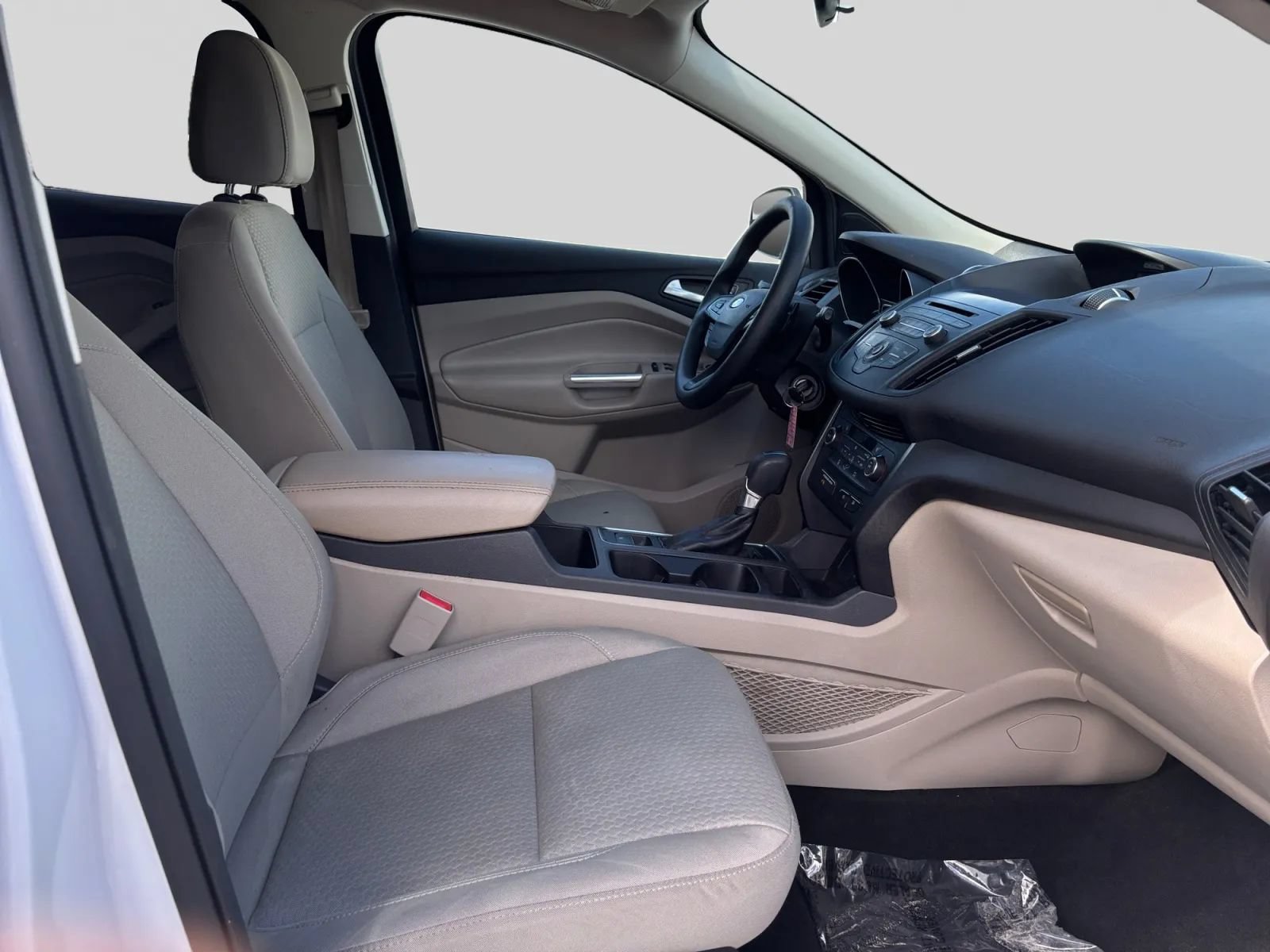 Used 2017 Ford Escape SE FWD image 15