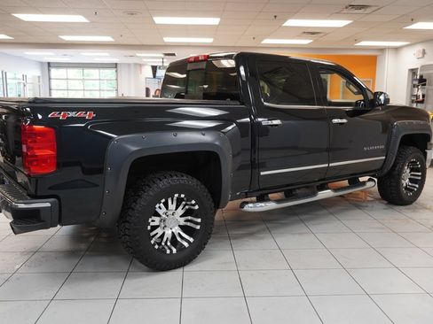 Used 2015 Chevrolet Silverado 1500 LTZ AWD/4WD image 11