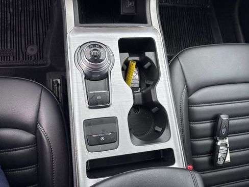 Used 2022 Ford Edge SEL w/ Convenience Package image 13