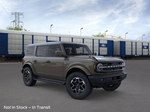 New 2026 Ford Bronco Outer Banks image 7