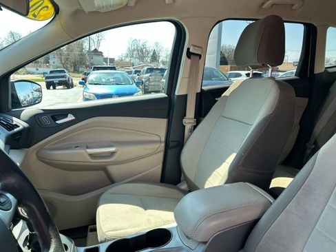 Used 2014 Ford Escape SE image 25