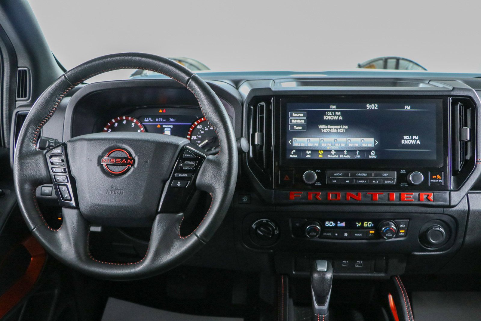 Used 2025 Nissan Frontier PRO-4X w/ Interior Protection Package AWD/4WD image 17