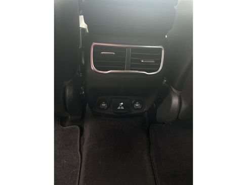 Used 2022 Hyundai Santa Fe Limited FWD image 12