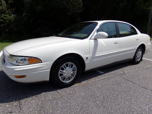Used 2004 Buick Le Sabre Limited FWD image 1