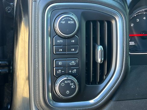 Used 2021 Chevrolet Silverado 1500 LT Trail Boss image 26