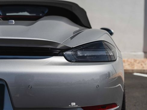 Used 2021 Porsche 718 Boxster Spyder RWD image 24