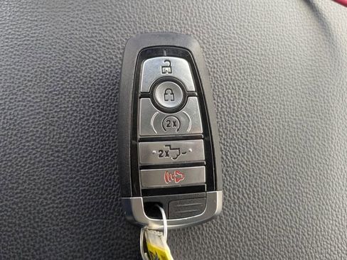 Certified 2026 Ford F350 XLT w/ XLT Premium Package image 33