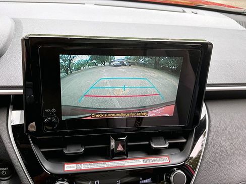 Used 2025 Toyota Corolla Cross AWD Hybrid image 13