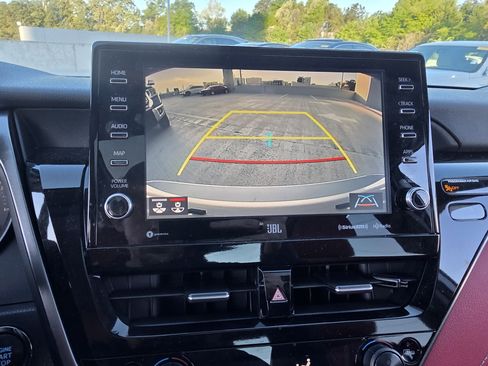 Used 2024 Toyota Camry XSE w/ Navigation Package image 19