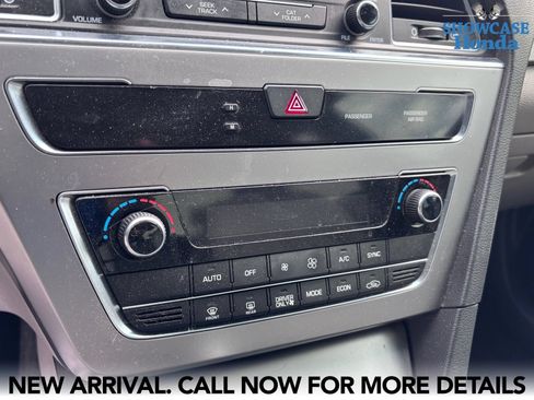Used 2016 Hyundai Sonata SE FWD image 11