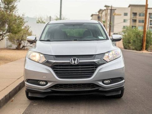 Used 2017 Honda HR-V EX image 8
