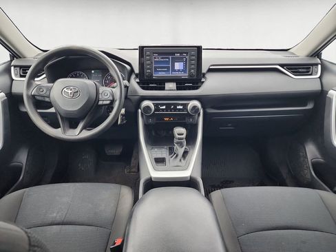 Certified 2022 Toyota RAV4 LE image 10