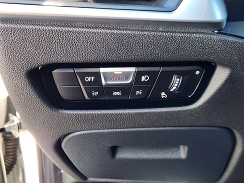 Used 2020 BMW 330i xDrive Sedan image 28