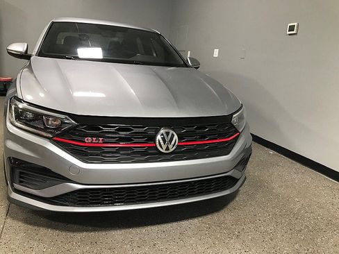 Used 2019 Volkswagen Jetta GLI FWD image 8