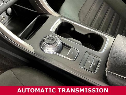 Used 2020 Ford Fusion SE FWD image 16