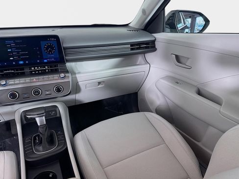 Certified 2024 Hyundai Kona SE FWD image 22