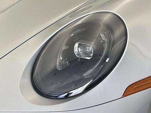 Used 2026 Porsche 911 Carrera 4S AWD/4WD image 15
