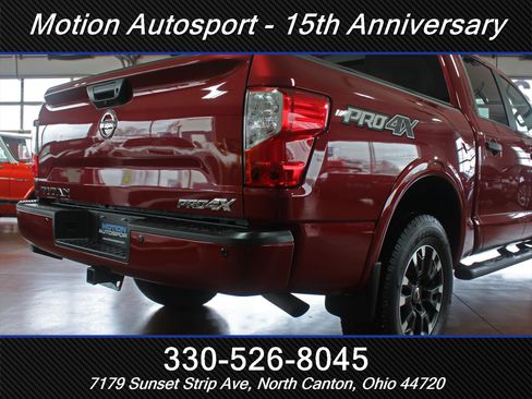 Used 2019 Nissan Titan PRO-4X AWD/4WD image 12