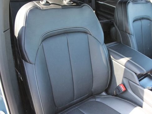 New 2026 Jeep Grand Cherokee L Limited AWD/4WD image 16