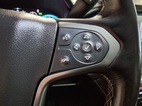 Used 2017 Chevrolet Suburban Premier image 28