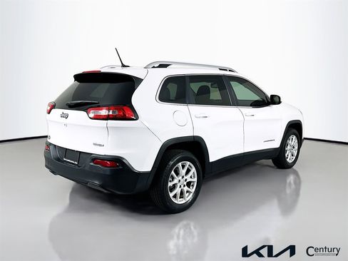 Used 2015 Jeep Cherokee Latitude image 5
