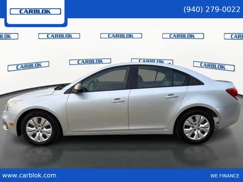 Used 2016 Chevrolet Cruze LS image 7