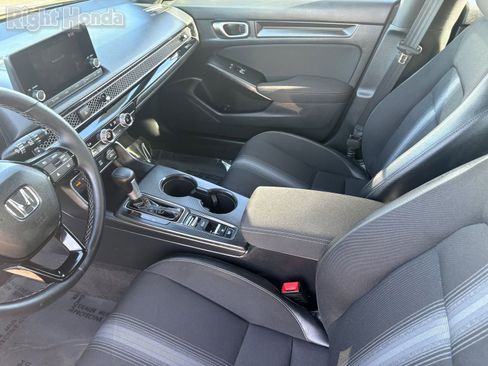 Certified 2025 Honda Civic Sport image 13