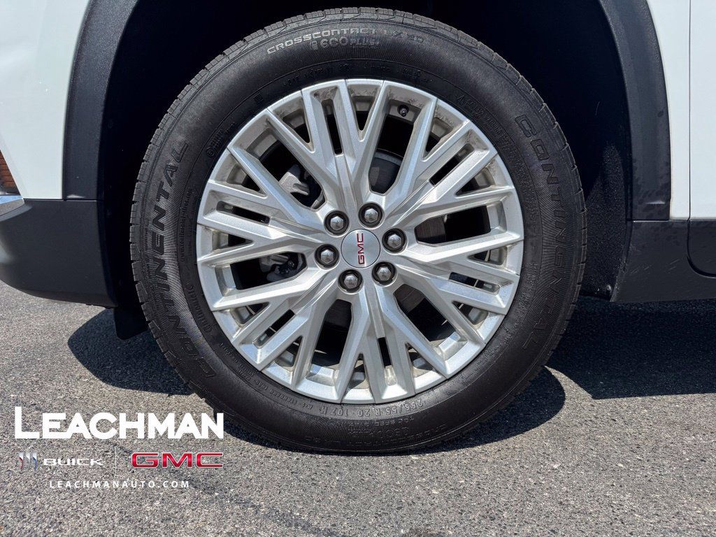 Used 2025 GMC Acadia Elevation w/ Elevation Premium Package FWD image 8
