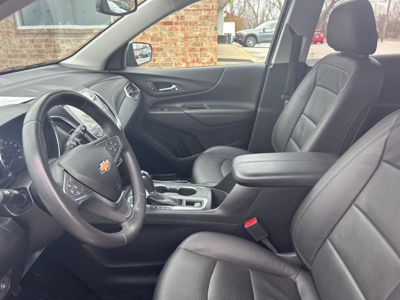 Used 2019 Chevrolet Equinox Premier AWD/4WD image 18