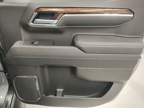 New 2026 GMC Sierra 1500 Elevation image 14