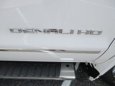 Used 2017 GMC Sierra 3500 Denali w/ Duramax Plus Package AWD/4WD image 36