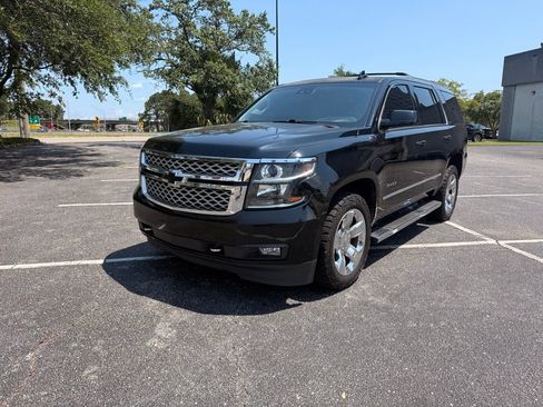 Used 2017 Chevrolet Tahoe LT w/ LT Signature Package AWD/4WD image 1