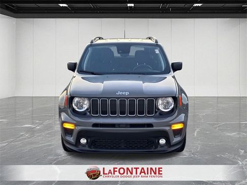 Used 2022 Jeep Renegade Latitude w/ Convenience Group image 8