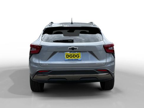 New 2026 Chevrolet Trax ACTIV w/ Driver Confidence Package FWD image 4
