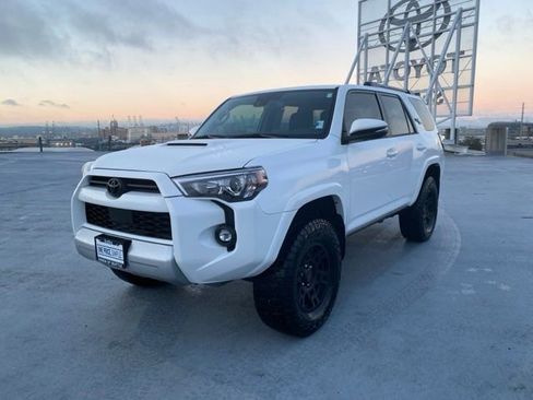 Used 2023 Toyota 4Runner TRD Off-Road Premium image 5