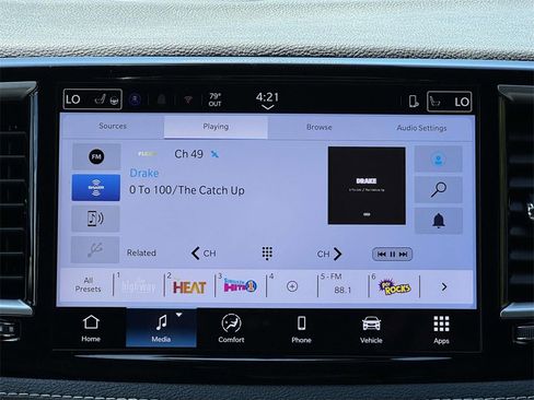 New 2026 Chrysler Pacifica Select image 3